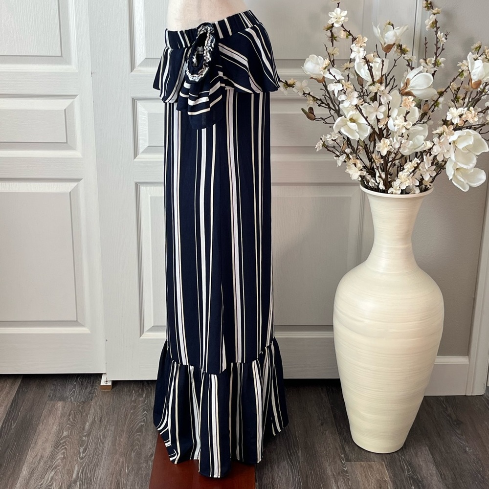 💙NWT Lucca Couture Navy Blue Striped Maxi Dress - Picture 2 of 14